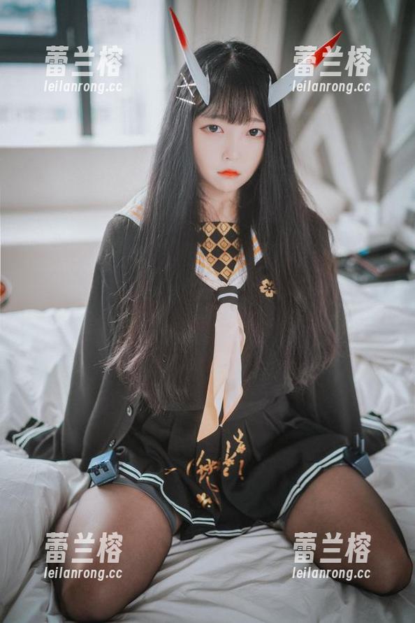终于更新！Aram(아람)的夏日写真集，这样的‘透气’真的让人放不下啊。