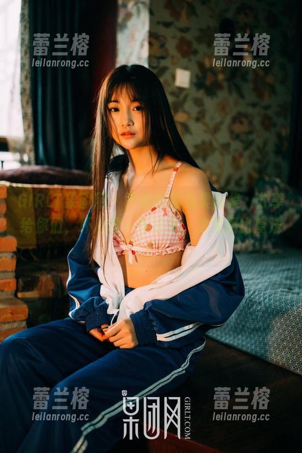 GIRLT果团网 - 尹意纯的温柔合集，分享给你们，坏心情一秒消失，效果堪比魔法！