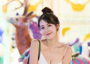 IMiss爱蜜社 – 蕾蕾醒了没护士：高清图片中你还在等什么？跟着她一起探索温暖的世界！