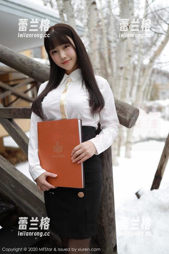 MFStar模范学院 - 在Manuela玛鲁娜的甜心世界里，每一幅写真都像在喊‘来吧，放松心情！’