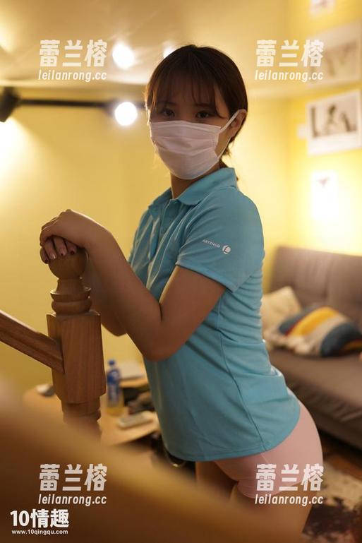 ROSI带你领略嫩学妹制服的美图，高清效果让人忍不住想多看几遍！
