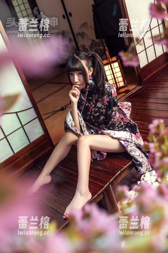 TouTiao头条女神 - 合集曝光！杨漫妮baby厨娘的盘子与身体同样养眼，快下载别犹豫！