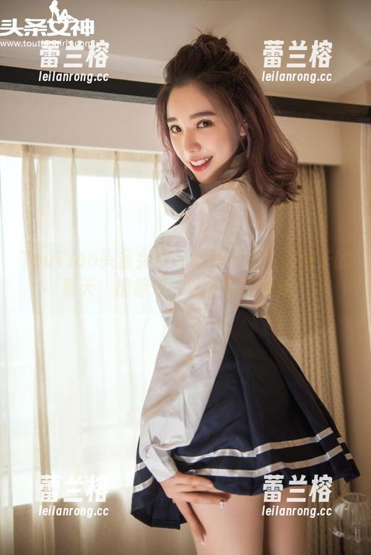 TouTiao头条女神 - 更新美图！美纳子的夏天，捕捉每一丝炙热和清新！