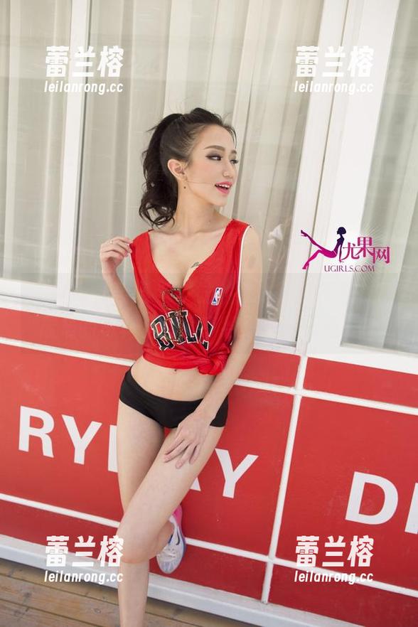 UGirls尤果网 - 学妹的魅力无处不在，杨晨晨的写真合集分享给你带来新感受！