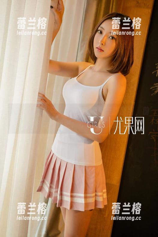 UGirls尤果网 - 下载黛熙儿美脚原图，前方高能预警：小心流口水！