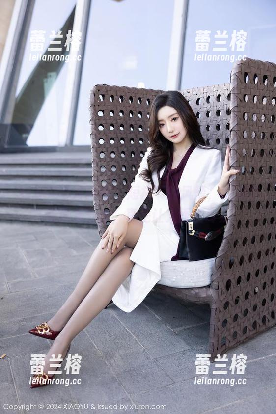 XIAOYU语画界 - 短裙下的风情，徐莉芝写真集分享，真是让人面红耳赤