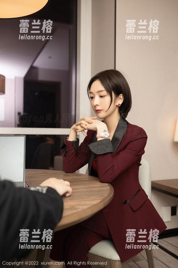 Xiuren秀人网 - 海边的风光下，laura阿姣的美图让人心醉，图包内幕我可是掌握的啊！
