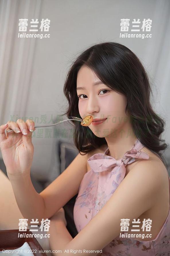 Xiuren秀人网 - 看刘飞儿Faye的女孩写真，心里默默在想：我太爱这个风格了！