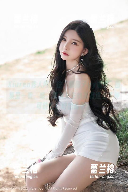 Xiuren秀人网 - 往“娜娜子yy姐姐”图集里一看，哦，原来女生的美有这么多种可能性！好想偷学。