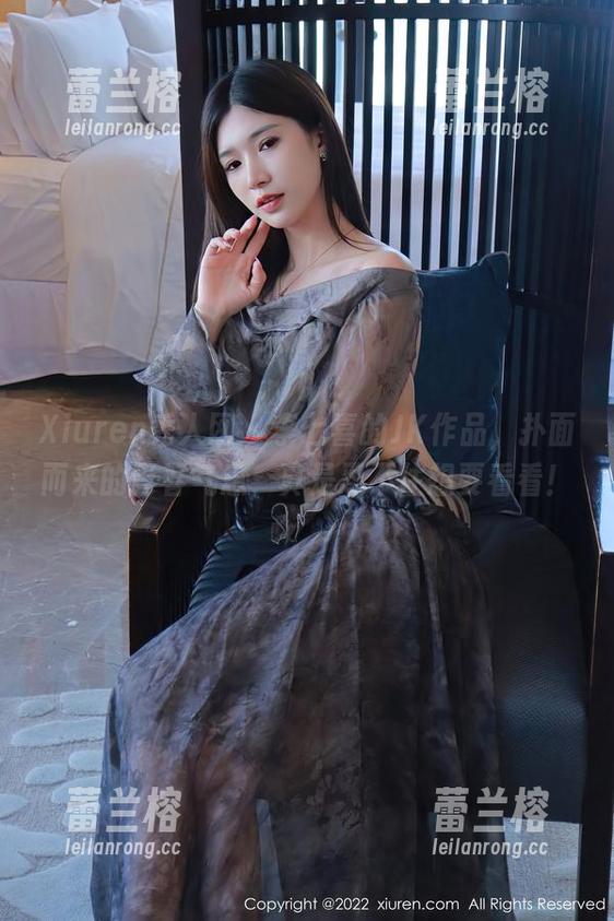 Xiuren秀人网 - 李七喜的JK作品，扑面而来的青春气息，真是忍不住想要看看！