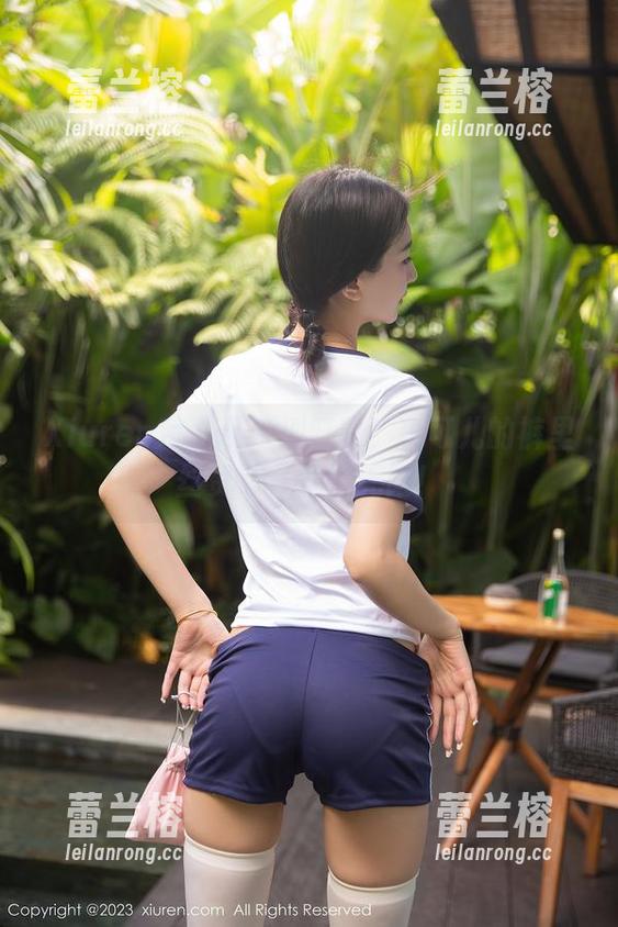 Xiuren秀人网 - 别眨眼！李可儿的裤里丝资源，趣味无限！