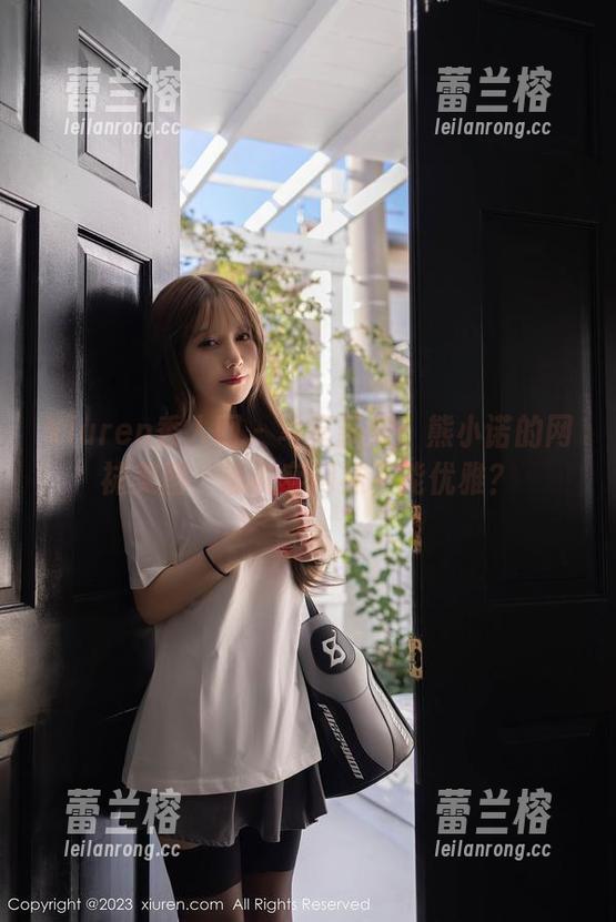 Xiuren秀人网 - 写真新宠：熊小诺的网袜美图，谁说穿网袜不能优雅？