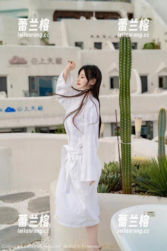 Xiuren秀人网 - 准备好了吗？来看看白乐乐学姐的写真魔法吧！