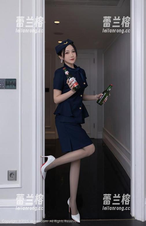 Xiuren秀人网 - 绮里嘉ula的美腿图集新鲜出炉，准备好被美腿闪瞎眼了吗？