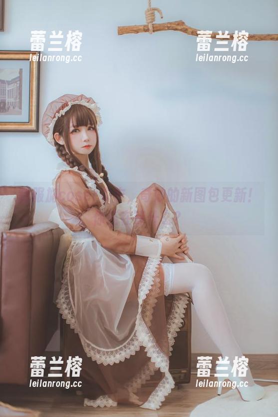 制服加coser衣衣，奇妙的新图包更新！你还在等什么？