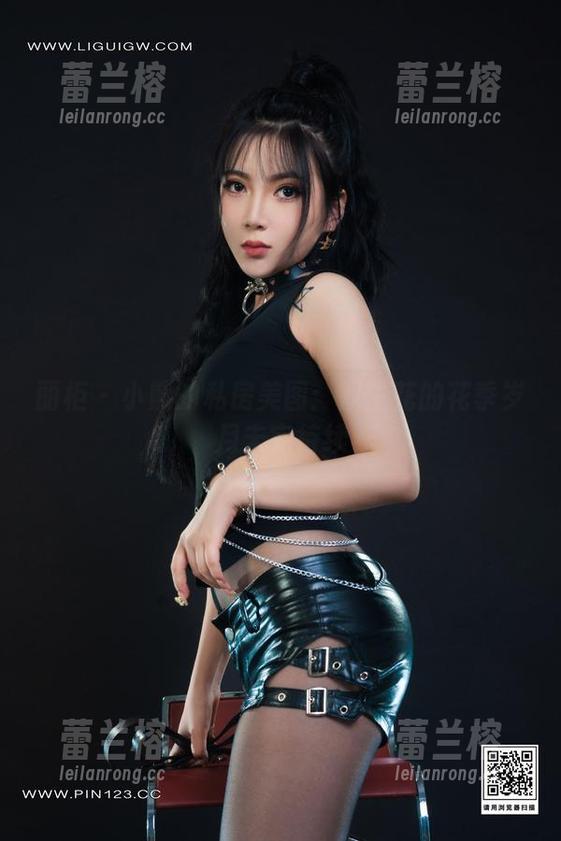 丽柜 - 小熊的私房美图：双生花的花季岁月未完待续