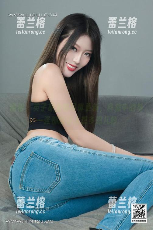 丽柜 - 英子职业装写真更新，典藏中的每一张都能让人想多想几秒