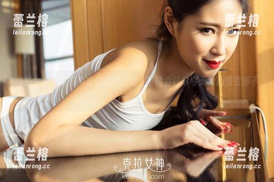克拉女神 - 瑞莎带来的肉丝福利，可能会让你今天的心情变得不一样！
