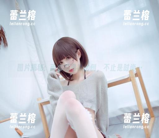 图片揭秘：南鸽的黑袜比例，不止是时尚…