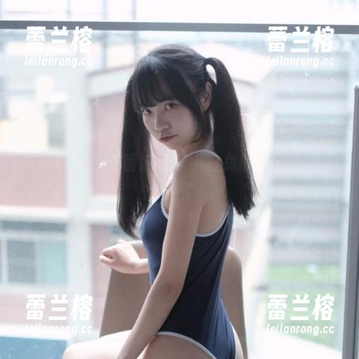 更新时刻，别错过可可小白兔的女王合集，太绝了！