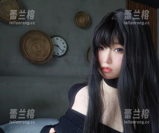 沉浸在女主K的万圣节全集，下载这个超值体验，值得！但会不会太色啊！