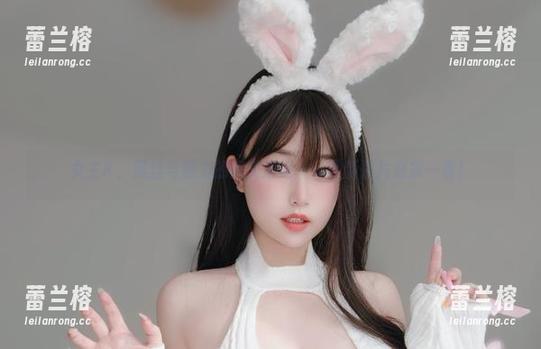 女主K，黑丝与魅力的完美邂逅——最新照片必须一看！