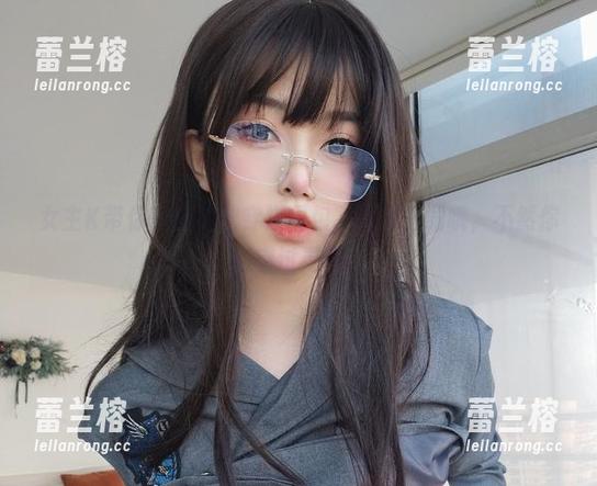 女主K带你玩转初秋穿搭图包，记得下载哦，不然你会错过灵感！