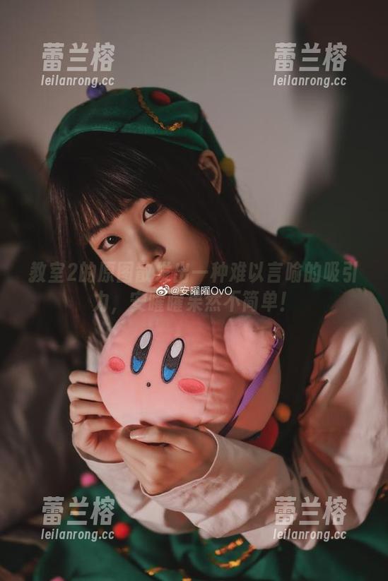 教室2的原图散发出一种难以言喻的吸引力，安曜曜果然不简单！
