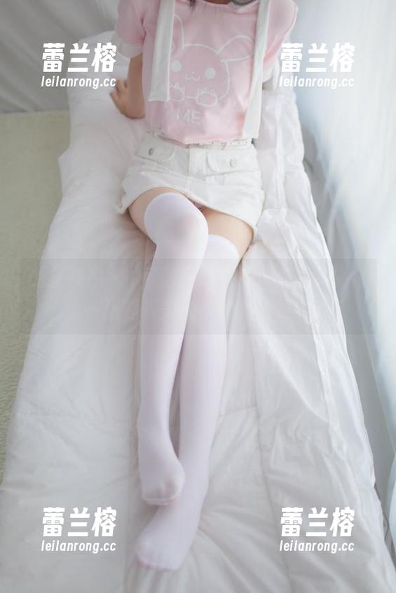 少女秩序 - 晞可随风而逝的户外写真，怎么一张超级美的照片就能打动我