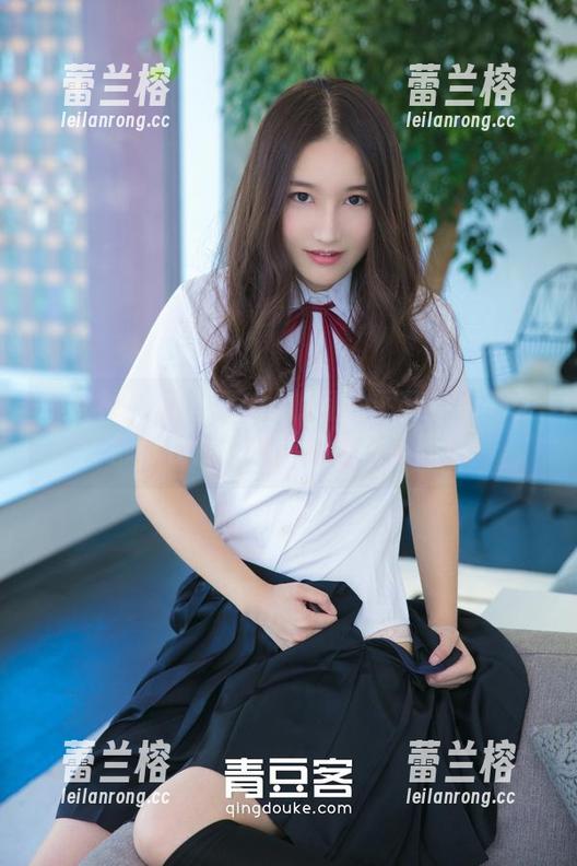 推女神 - 绮里嘉ula的私拍图集：每一张都像在打广告，剧情太吸睛！