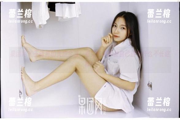 果团网 - 王语纯的美腿全集：看完我都怀疑自己腿为什么不长这样！