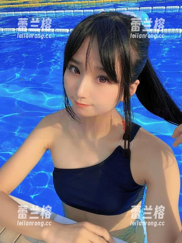 想知道柳丸的秘密？下载她的cos，惊喜包你满意！