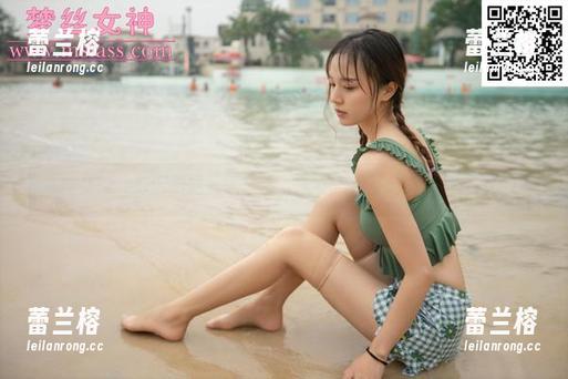 梦丝女神 - 刘诺给的圣诞惊喜，简直是无圣光美图的代言人！