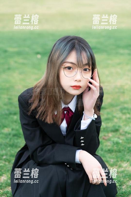 当恶魔天使梨瑾瑾开口，最新美图告诉你什么叫，‘我也是甜的’！