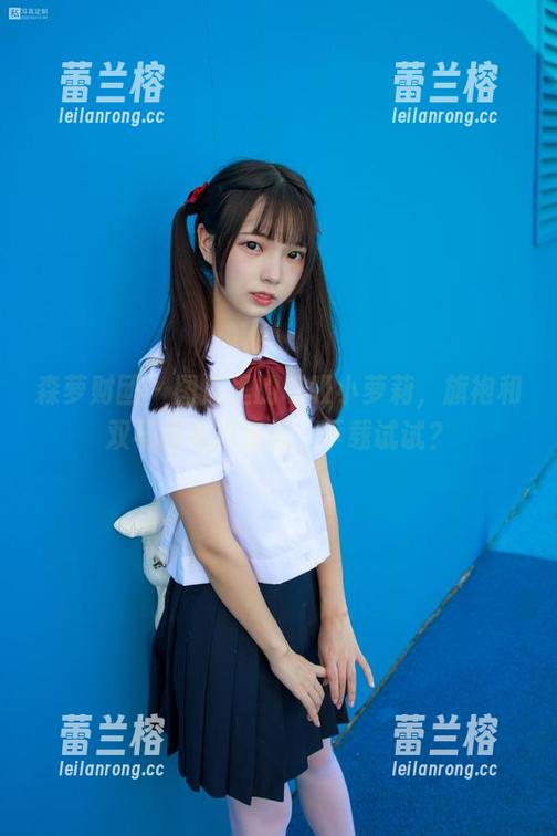森萝财团 - 图库里的吸吸小萝莉，旗袍和双马尾有点意思，下载试试？