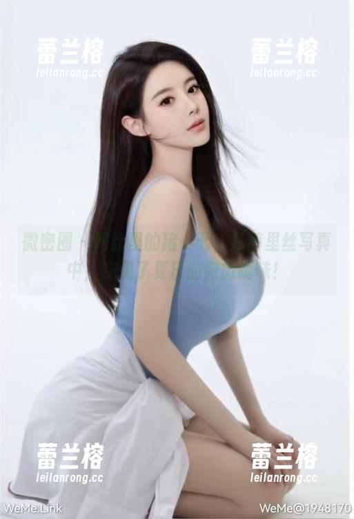 微密圈 - 网盘里的猪小七，从裤里丝写真中，窥见了夏日的微微暧昧！