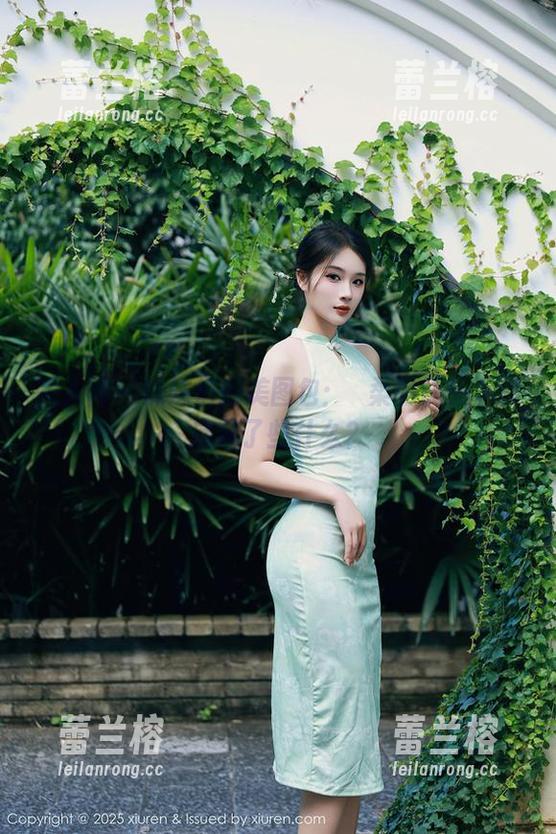秀人网 - 妹妹们的美图包：媃柔的镜头下到底藏了些什么？
