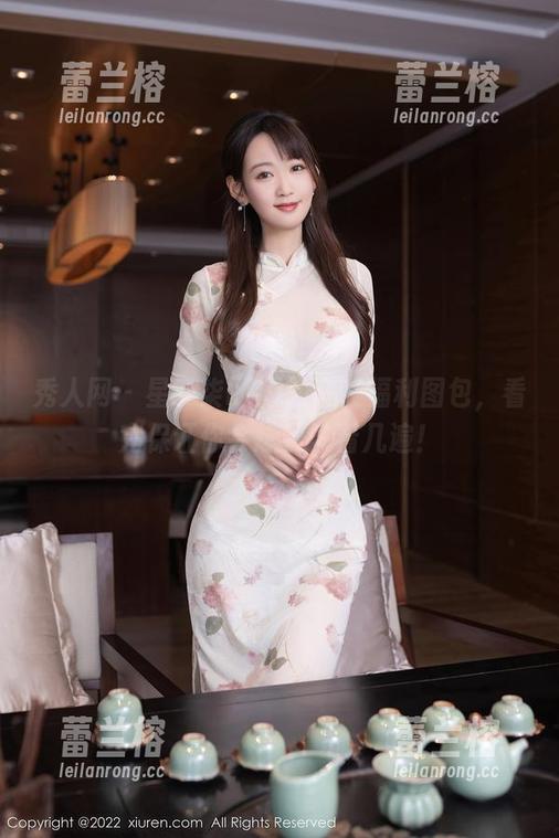 秀人网 - 星子柒kiki的套装福利图包，看完保证你会想要多看几遍！