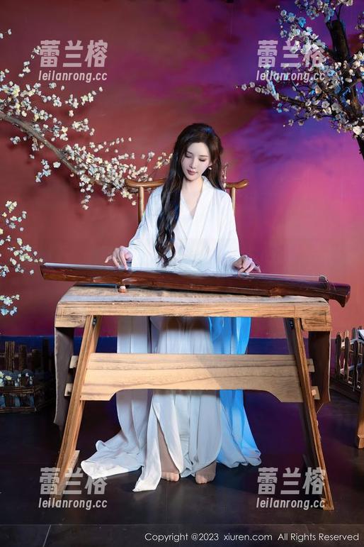 秀人网 - 撩人的夏日，林文文yooki最新泳装美图抢镜！