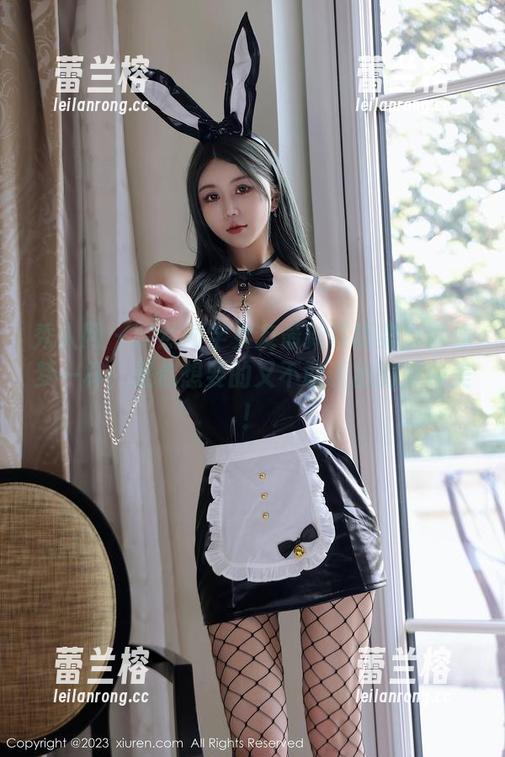 秀人网 - 梦然同学女友最新写真集：就像梦一样，是你想要的又不敢说出的那种美！