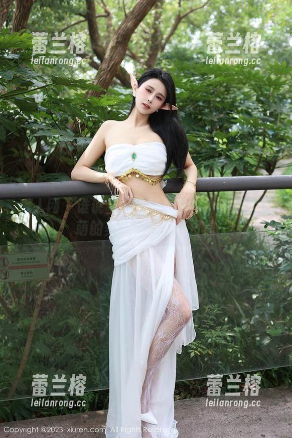 秀人网 - 谁说生活不能是艺术？米妮大萌萌的美图写真实在日常
