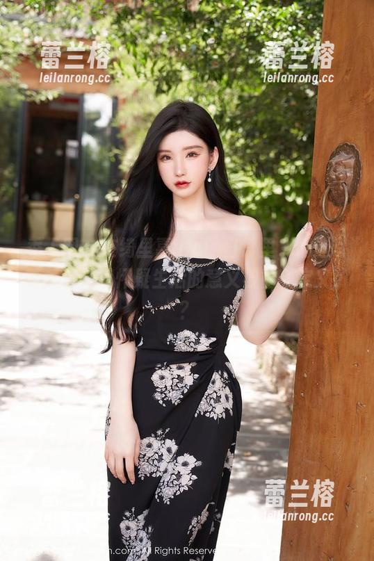 秀人网 - 在绮里嘉ula的日常里，精选写真集，让我怀疑生活的意义被重新定义了？