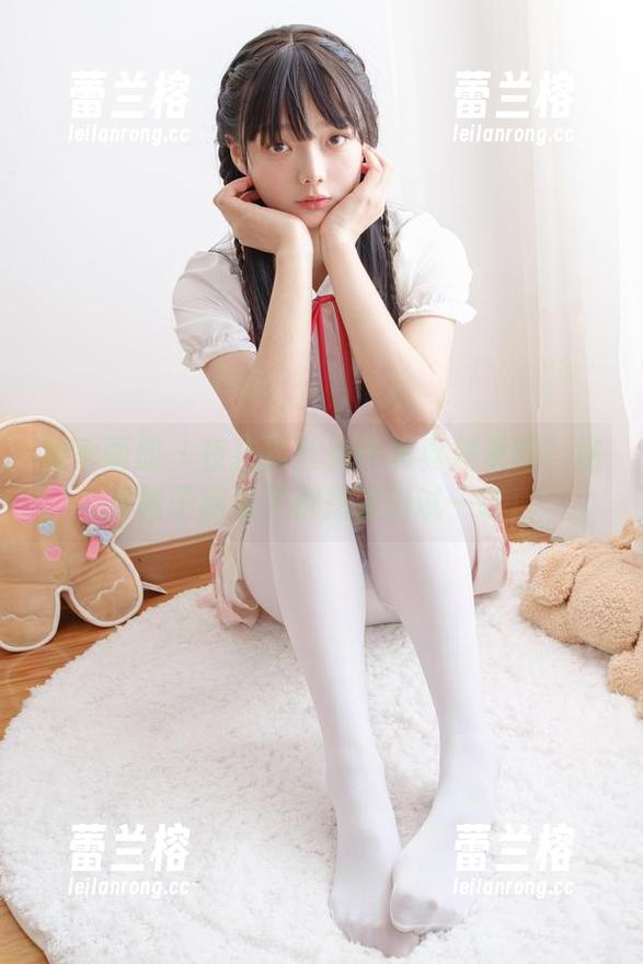稚乖画册 - 夜夜白丝女仆写真集更新！这身裙子我看了都想亲自试一试！