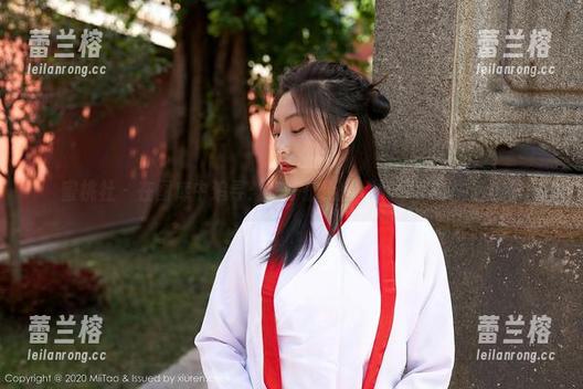 蜜桃社 - 在图库中追寻：杏子护士的点滴分享与生活琐事
