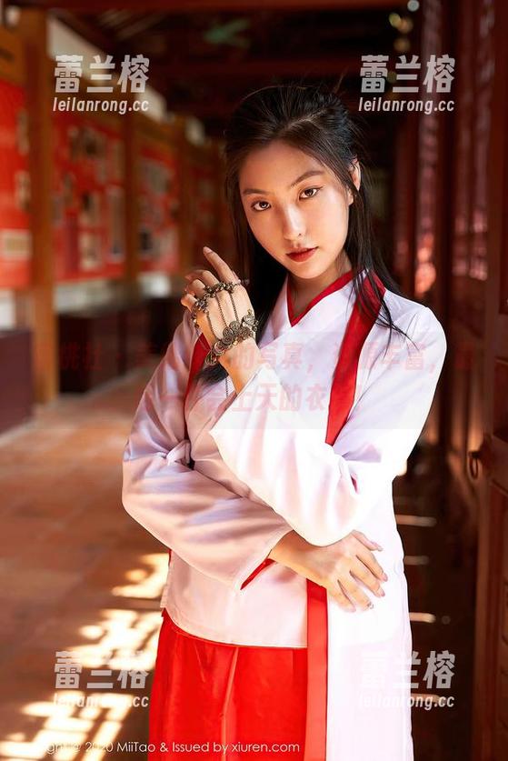 蜜桃社 - 美绪修女的写真，资源丰富，最后一件会上天的衣服！