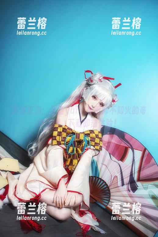 高清来袭：金鱼yui与阴阳师不知火的奇妙碰撞，下载即刻体验！