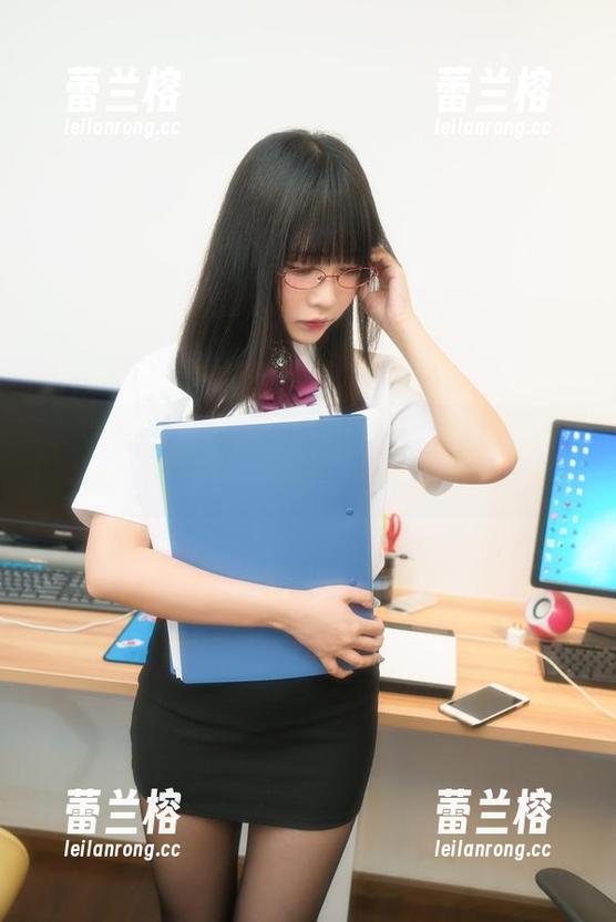 说好的学姐风范呢？铭铭kizami精选写真集让我怀疑自己智商！