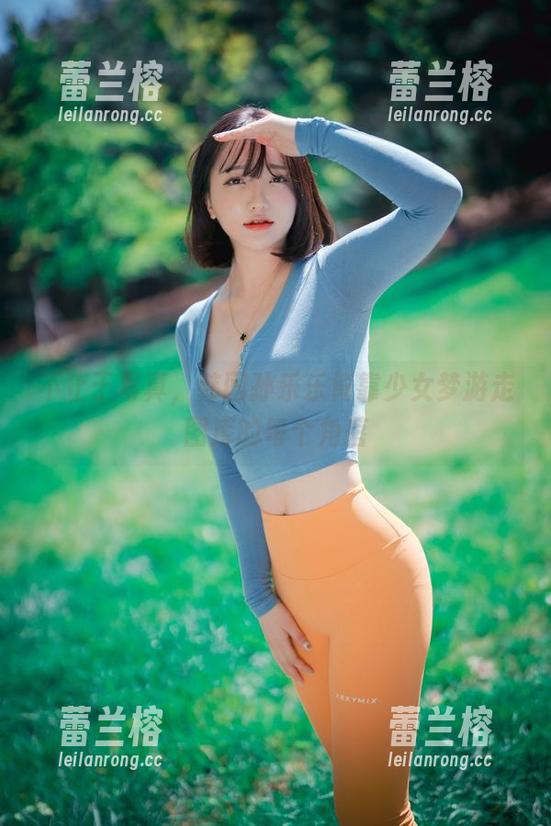 不止于写真，韩国孙乐乐倚靠少女梦游走图库的每个角落